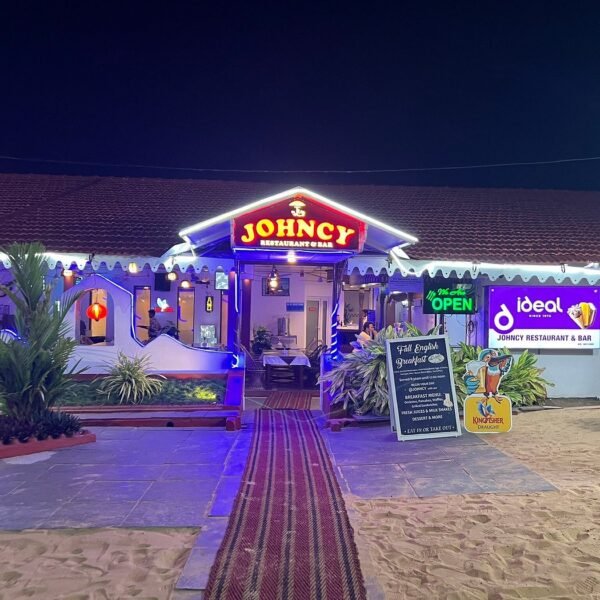 JOHNCY RESTAURANT & BAR