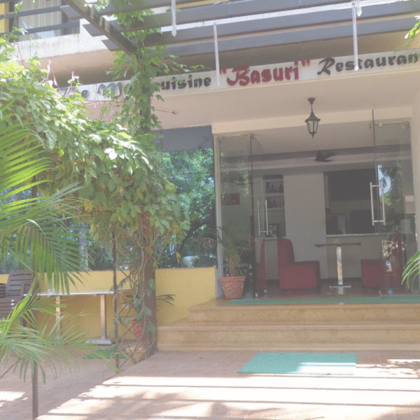 Basuri Restaurant By The Tubki Resort
