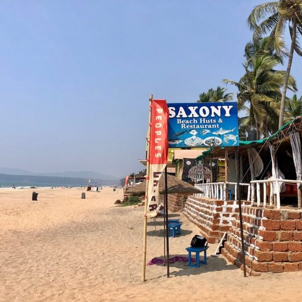 Saxony Beach Huts & Restaurant