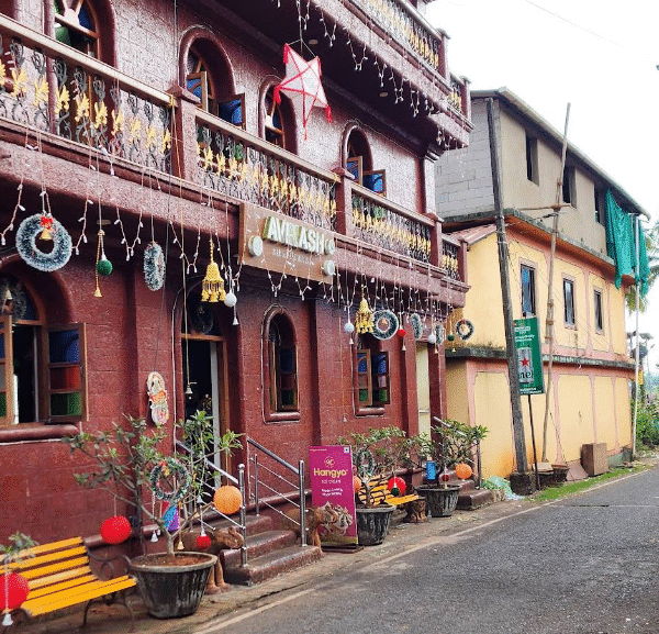 Avinash Bar & Restaurant