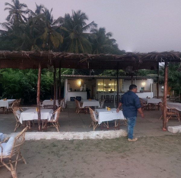 Uddo Life Sunset Bar & Restaurant